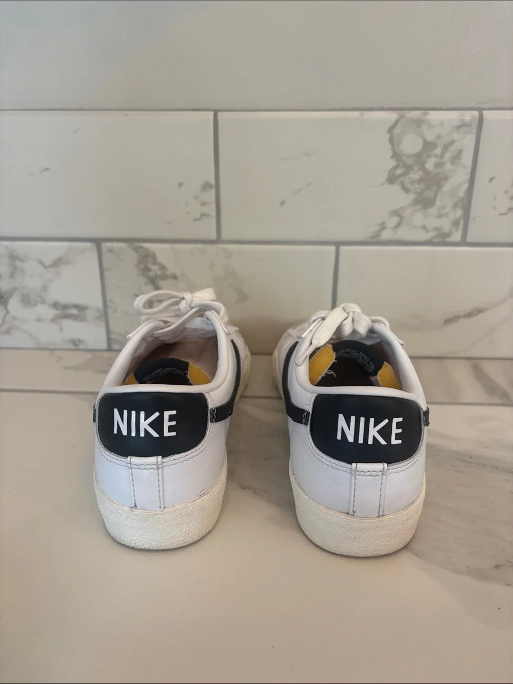 Nike low top